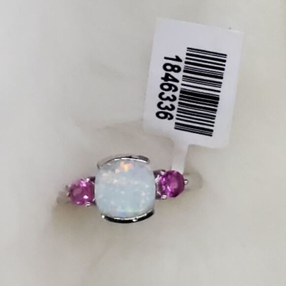 Opal Ring and Necklace - Picture 10 of 16